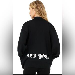 Alo Graphic Refresh Pullover